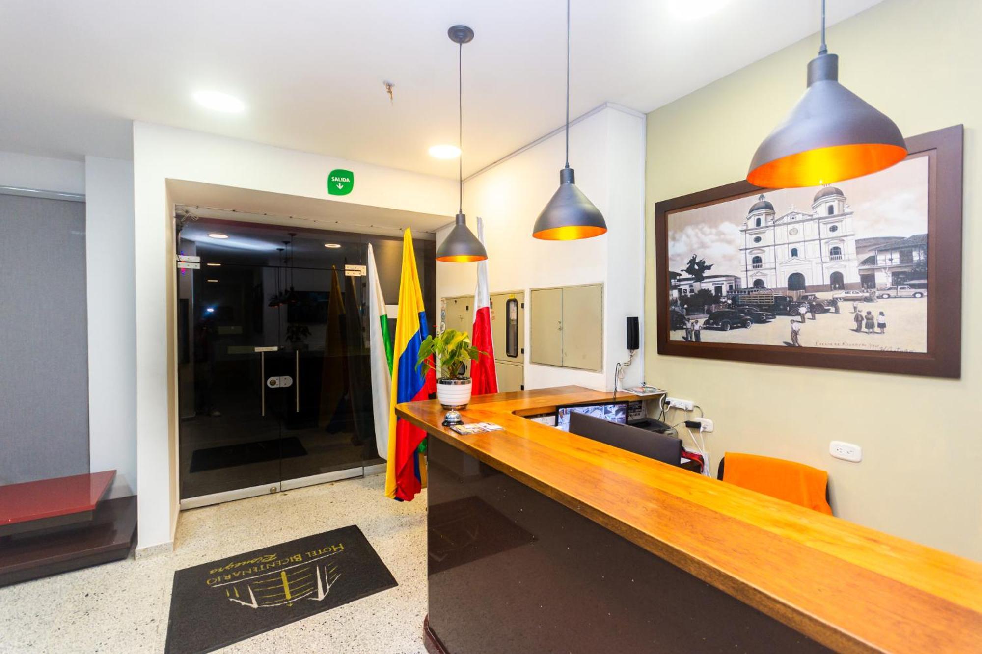 Hotel Bicentenario Rionegro Exterior foto
