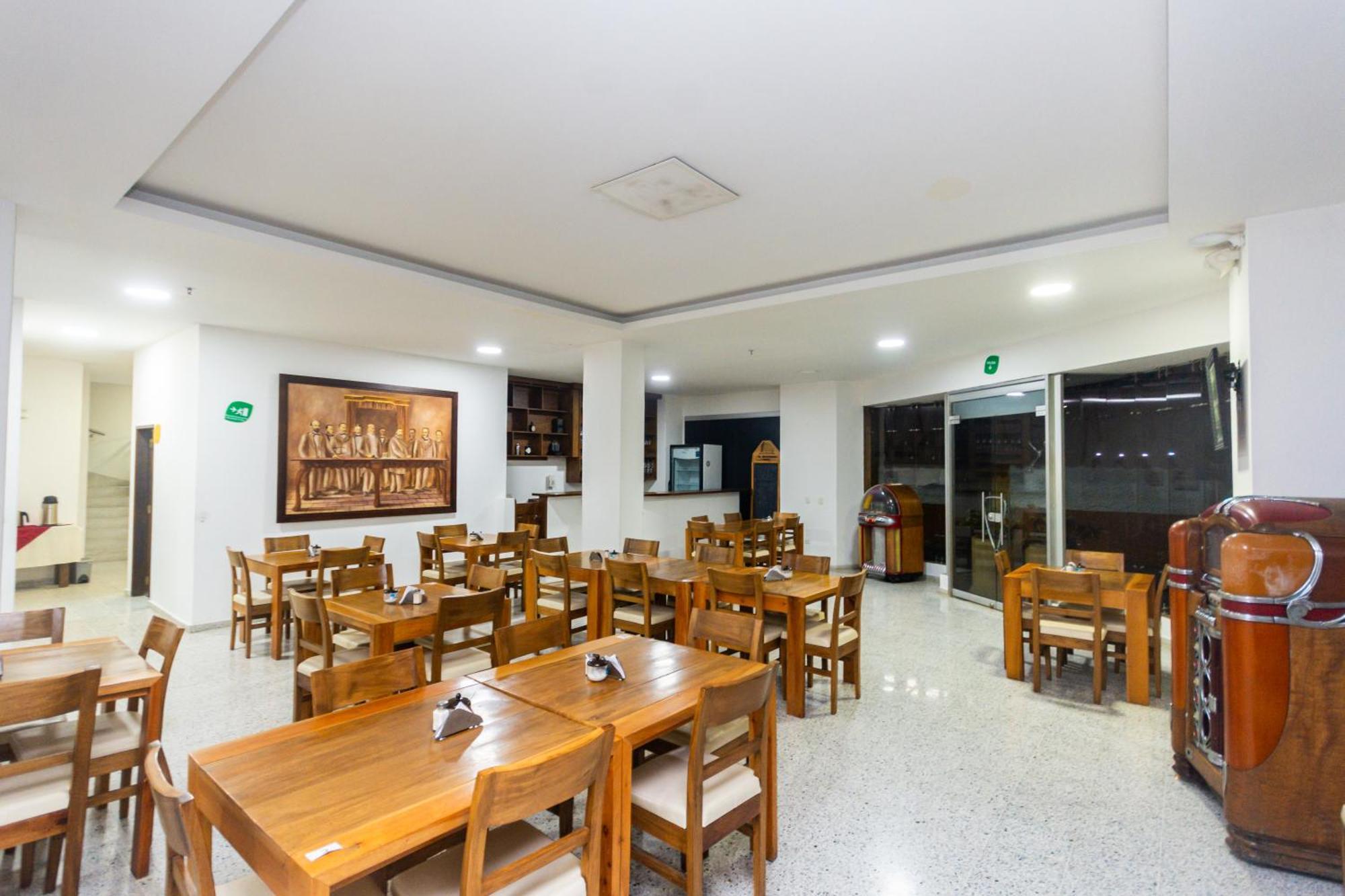 Hotel Bicentenario Rionegro Exterior foto